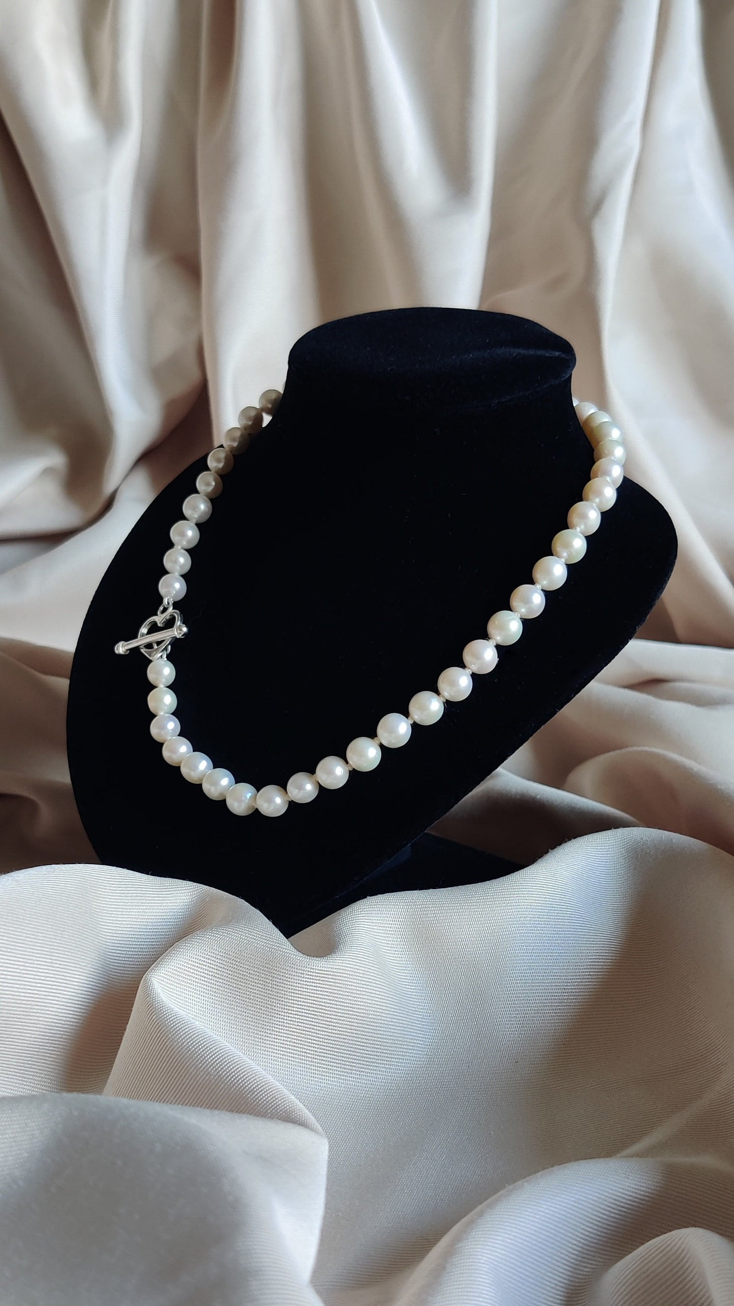 Collier en perles d’eau douce blanches