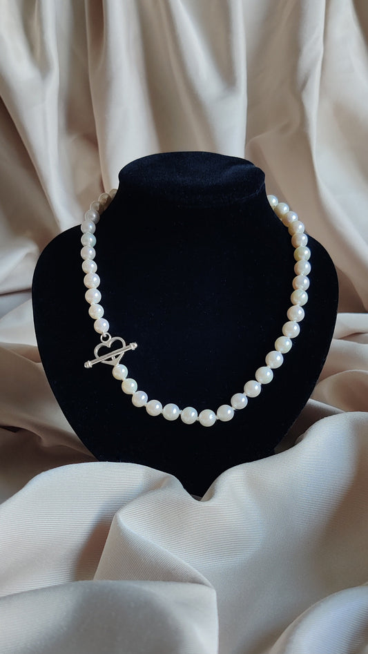 Collier en perles d’eau douce blanches