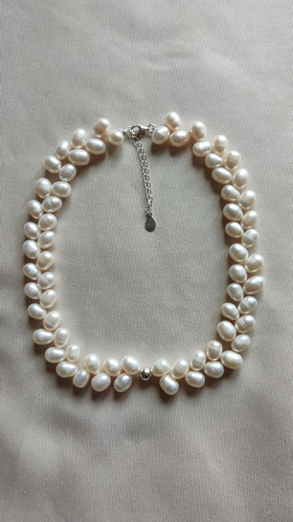 Collier en perles d’eau douce blanches