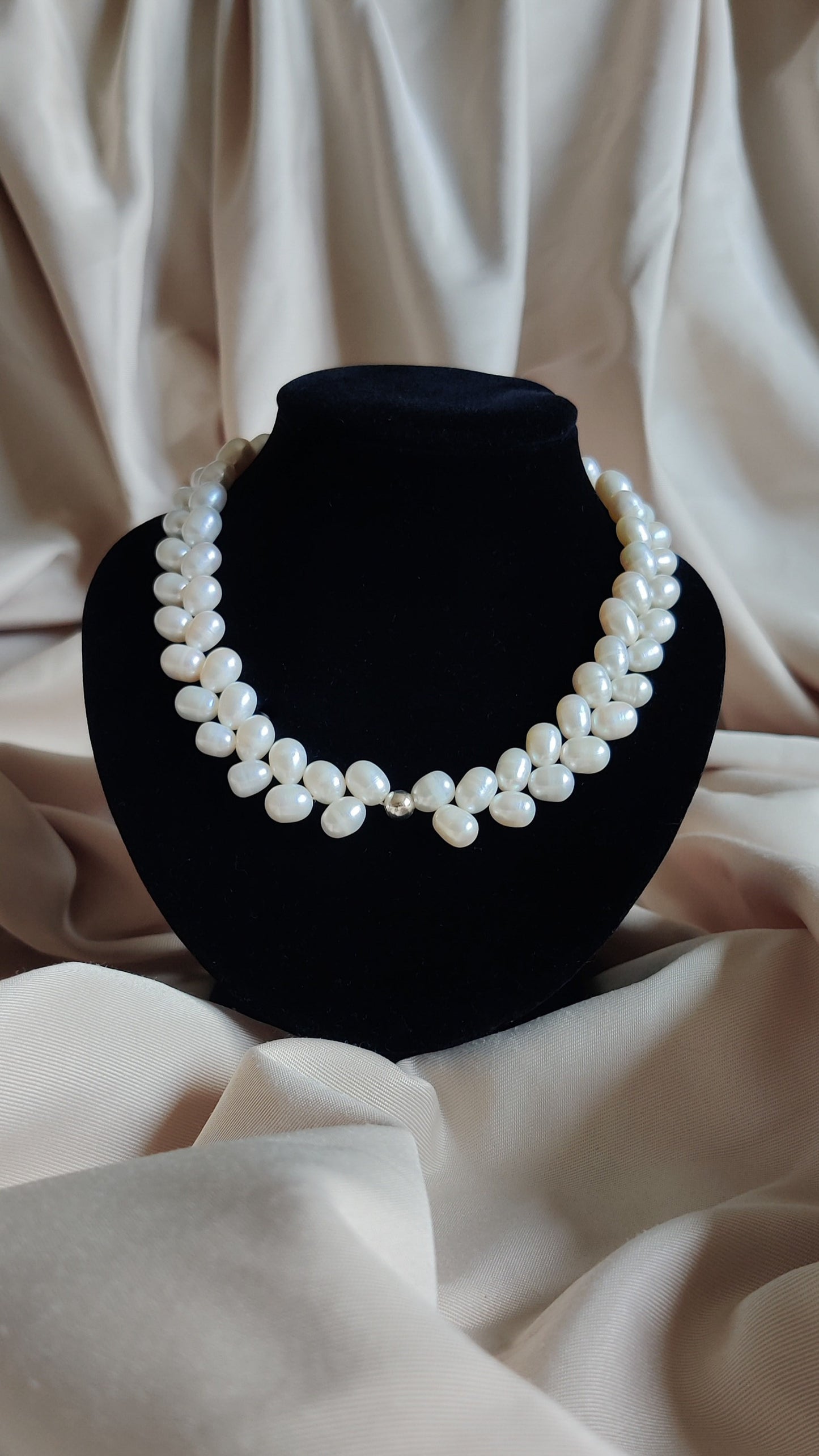 Collier en perles d’eau douce blanches