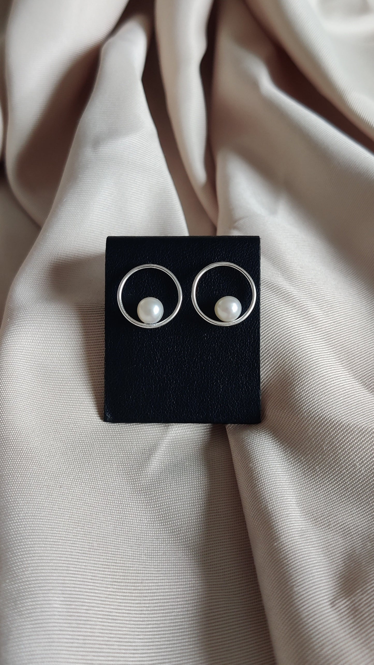 Boucles d'oreilles en argent et perles d’eau douce